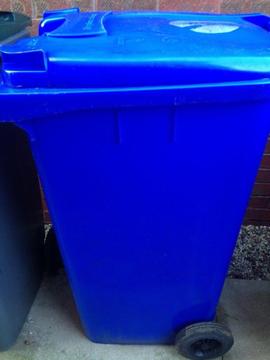 Wanted blue and grey wheelie bins