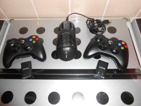 XBOX 360 X2 WIRELESS CONTROLLERS/ORB DOCKING STATION/BATTERY PACKS