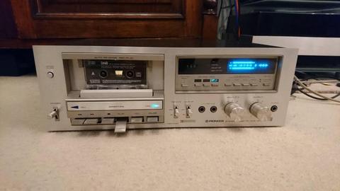 Pioneer CT-F750 cassette deck