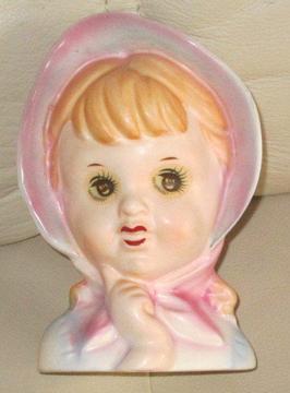 Pretty ORNAMENT/OPTIONAL POSY VASE, ' GIRLS HEAD WITH BONNET' space for posy - approx 6