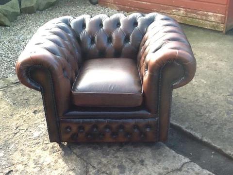 LEATHER CHESTERFIELD SUITE AND CHAIRS WANTED ANY COLOUR ANY CONDITION CAN COLLECT
