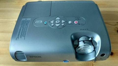 Epson EMP-82 LCD HDTV Projector ( 77 bulb hours used)