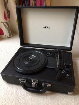 Akai Retro portable rechargeable record player turntable