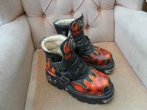 NEW ROCK 'REACTOR' FLAME BOOTS - EUR SIZE 39