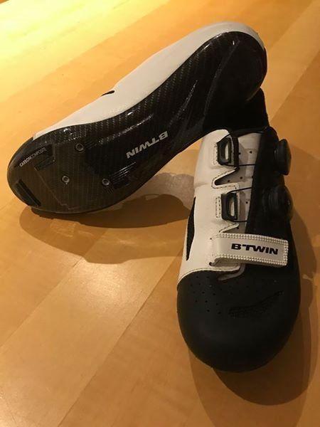 Excellent condition B'TWIN 900 Carbon Road Cycling Shoes, Size 7