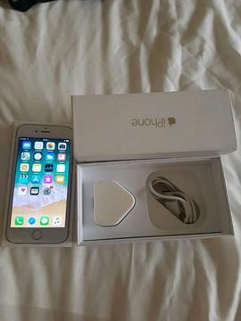 Boxed iphone 6 16gb mobile phone with charger on ee network