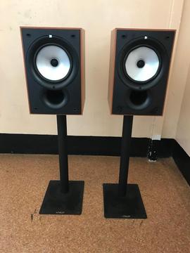 2 Apollo metal speaker stands