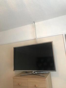 Samsung 40inch Smart LED HD TV - with freeview