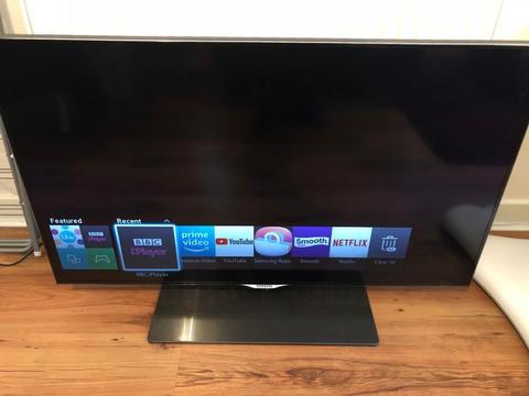 Samsung 40” LED SMART TV