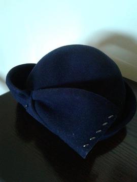 Navy Blue 1940's Felt Vintage Hat For Sale