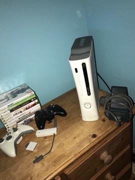 Xbox 360 White with games & controllers