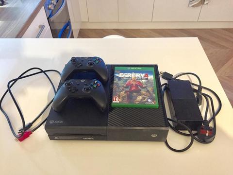 Xbox One 500gb, 2 controllers, Far Cry 4 and all cables