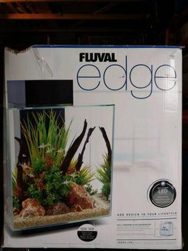 Fluval Edge Fisk Tank