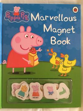 Peppa pig marvellous magnet book