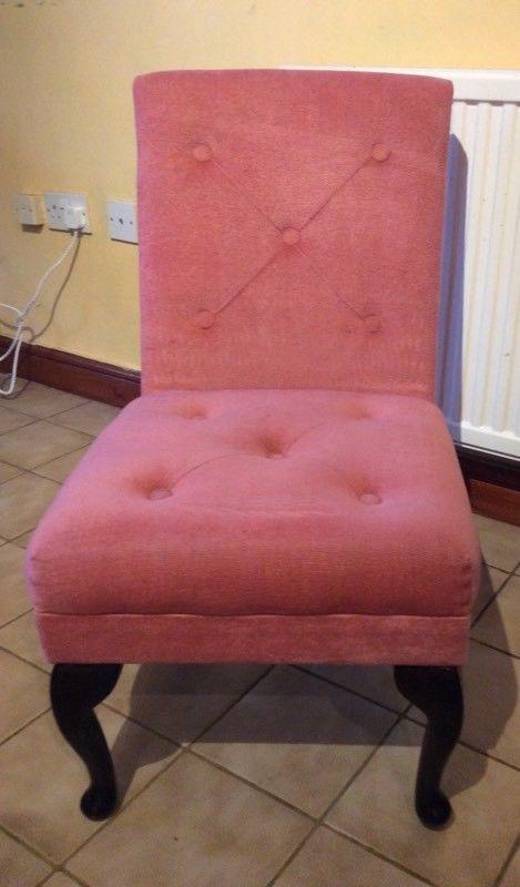 Small chair - pink with dark wood legs