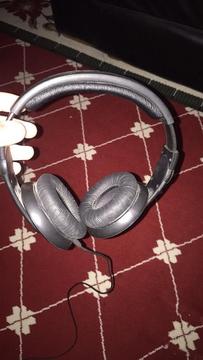 Sennheiser HD 205 unused headphones for sale