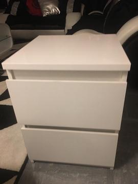 Wanted white glossy chest draws from ikea