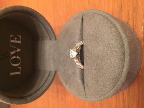 Vera Wang Love brilliant cut soltaire & diamond set shoulders ring 18 carat white gold, Ring Size H