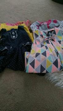 Large bundle of girl's 2/3 clothes