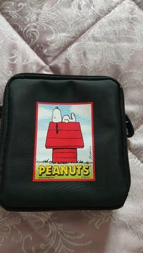 Vintage SNOOPY PEANUTS bag. CD holder