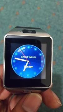 Smart-watch/ Smartphone for sale (Brand New). SIM Slot & Bluetooth