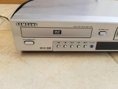 Samsung DVD-VCR Player