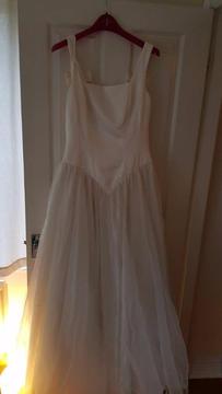 Stunning wedding dress £150 cost me £2200, in its own bag and worn once