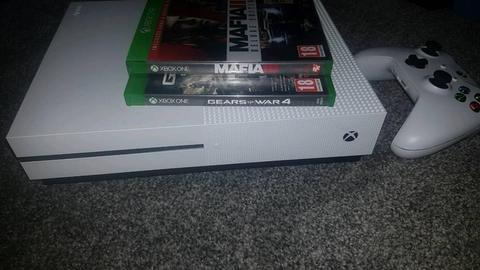 Xbox one s 3 games
