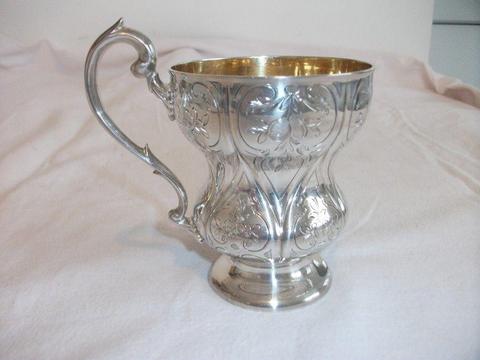 Antique SOLID SILVER Christening Cup. Hallmarked London 1847. Good Condition