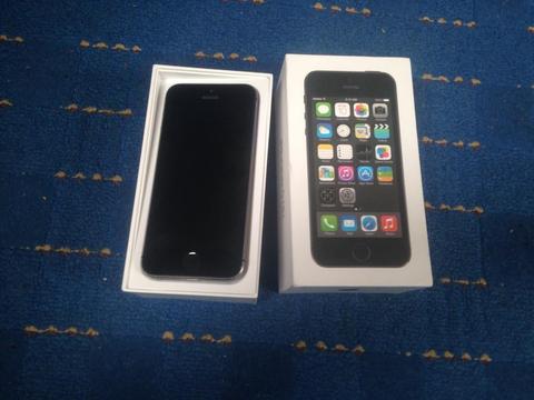 APPLE IPHONE 5S 32GB UNLOCKED GOOD CONDITION