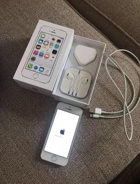 iPhone 5s Unlocked 16GB Excellent condition