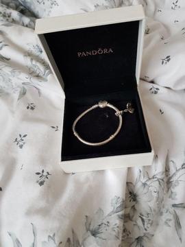 Child's Pandora braclet and charm