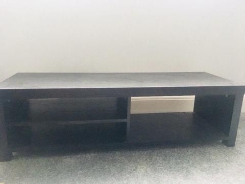 Black long tv stand