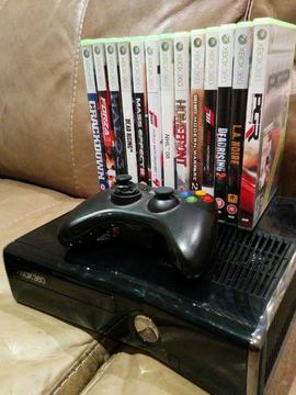 Xbox 360 Slim 250GB with 14 games