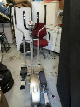Carl lewis cross trainer.gc delivery possible
