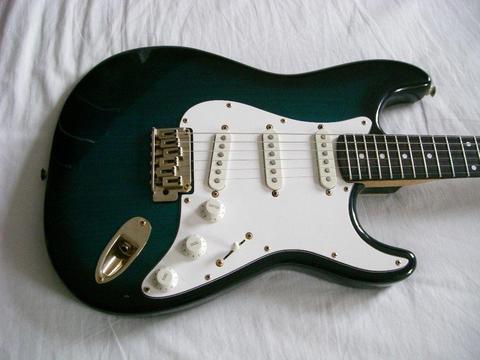 Hohner ST59 electric guitar - Korea - '90s - Blueburst - Fender Stratocaster homage - ATN Circuit