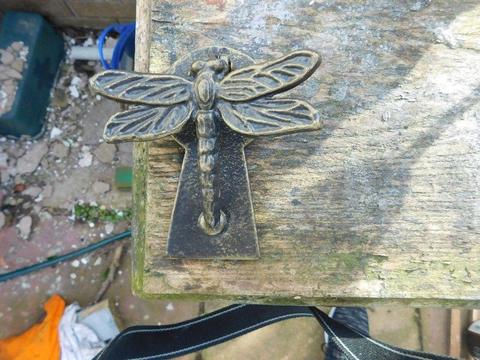 VINTAGE CAST IRON DOOR KNOCKER IN FORM OF A DRAGON FLY CAN DELIVER