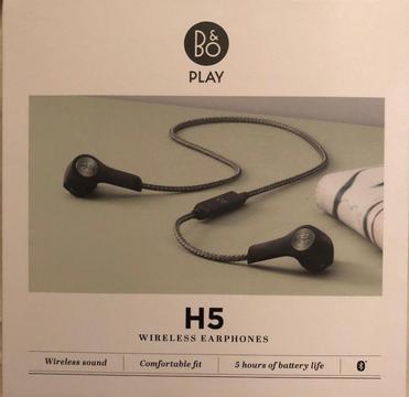 Bang & Olufsen (B&O) BeoPlay H5 Wireless Bluetooth Headphones Earphones