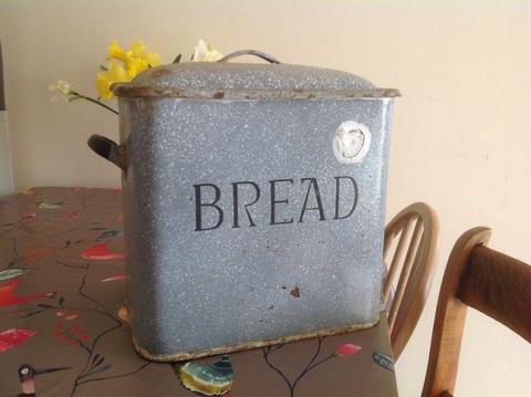 Enamel vintage bread bin 1930's