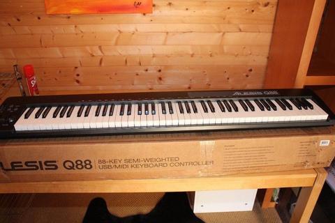 Alesis Q88 usb keyboard