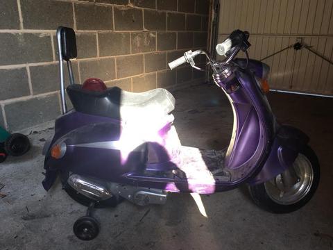 Kids battery powered scooter not working