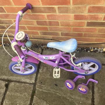 Bikes and scooter for sale £20 for all