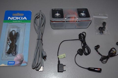 Sony Ericsson headphones and speakers set