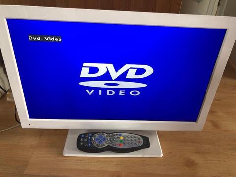 22 inch tv dvd dvbt combo - m&s white