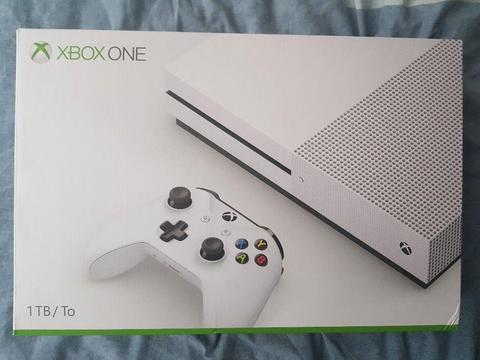 Xbox One S 1TB - £170 (5 months old console)