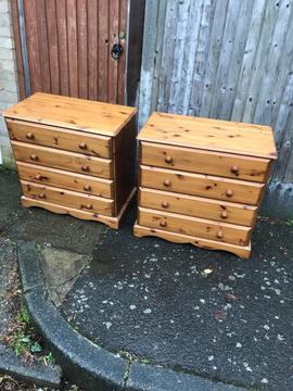 Two pine chests of matching drawers