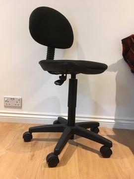 Desk chair with lumbar support