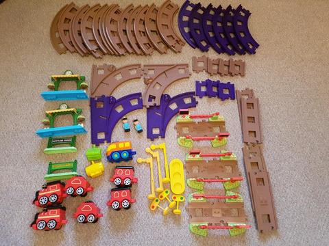 Happyland bundle trains, tracks and accessories
