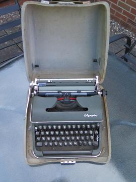 Oylmpia portable typewriter