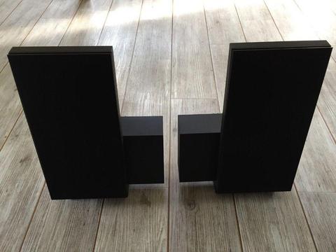 BANG AND OLUFSEN BEOLAB 2500 ACTIVE SPEAKERS IN CLEAN CONDITION ALL WORKING PLEASE CALL 07707119599